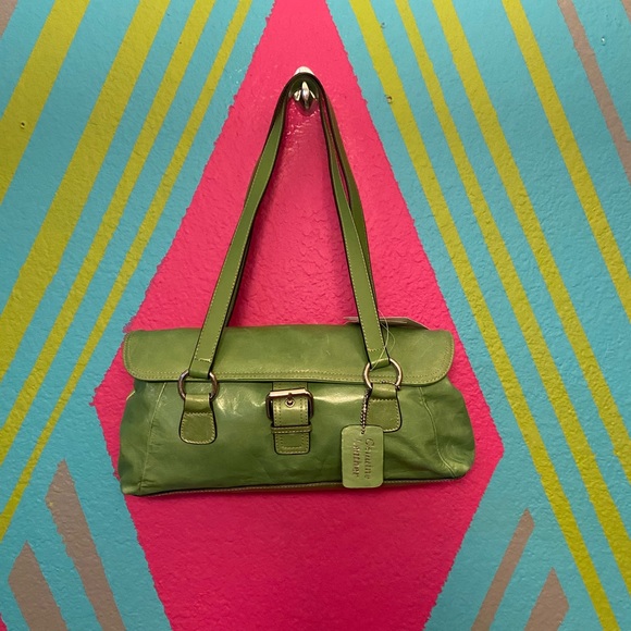 NWT - Picture 4 of 4